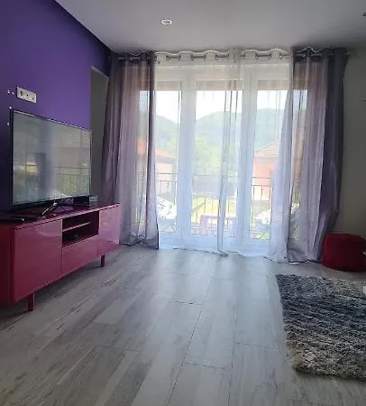 Maison Piscine Hébergement de vacances *