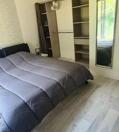 Holiday home Maison Piscine