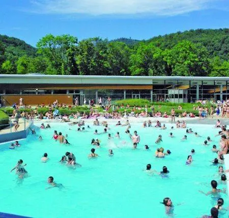 Maison Piscine Holiday home *